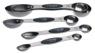 magnetic measuring spoon