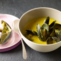 saffron mussel stew